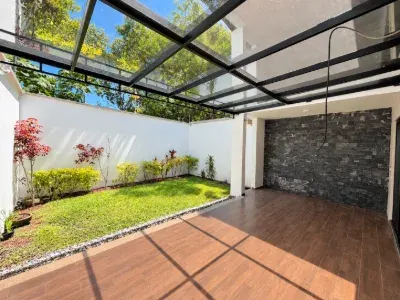 Amplio Jardin